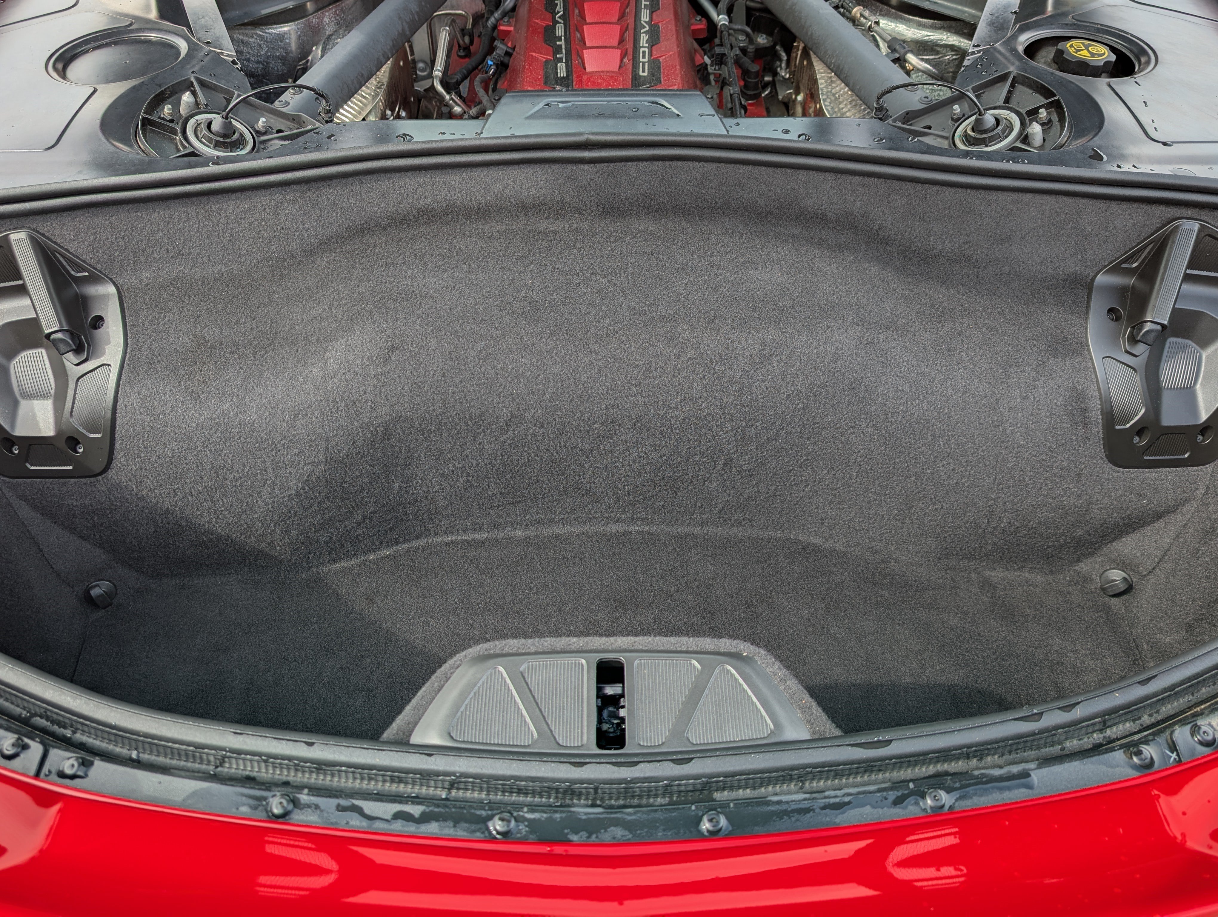 Used 2021 Chevrolet Corvette Stingray Preferred Cpe w/ Z51 Performance Package RWD image 17