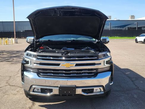 Used 2022 Chevrolet Silverado 1500 LTZ AWD/4WD image 40
