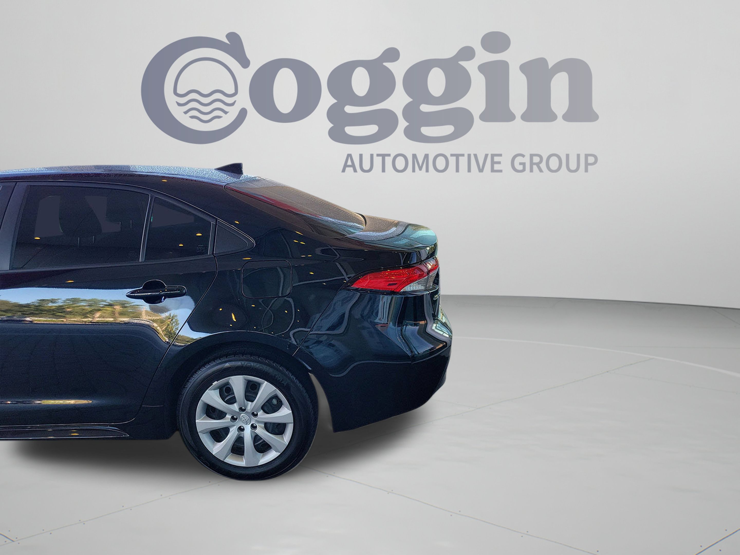 Certified 2026 Toyota Corolla LE FWD image 33