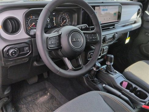New 2025 Jeep Gladiator Sport image 11