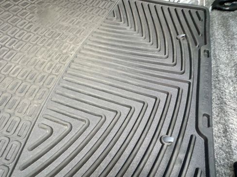 Used 2010 Toyota Prius Five image 17