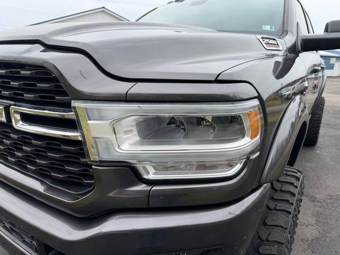 Used 2022 RAM 2500 Big Horn w/ Level B Equipment Group image 10