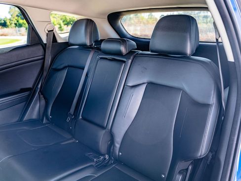 Used 2023 Kia Sportage EX image 18