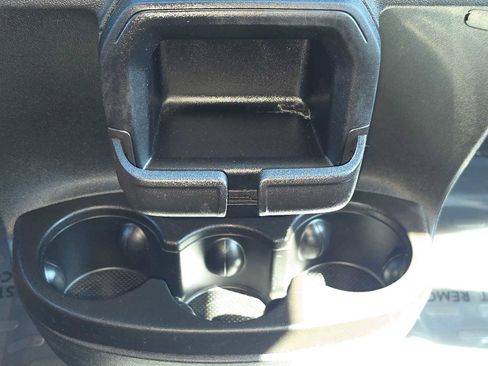 Used 2025 RAM ProMaster 2500 w/ Convenience Group image 29