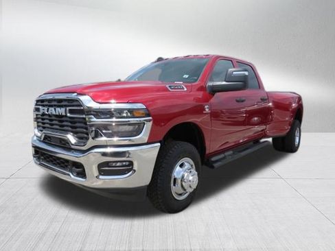 New 2026 RAM 3500 Tradesman AWD/4WD image 3
