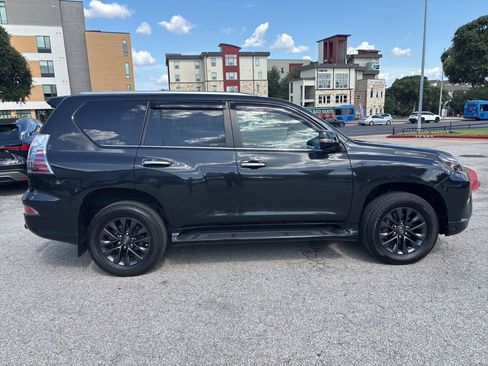 Used 2023 Lexus GX 460 Premium w/ Premium Package AWD/4WD image 6