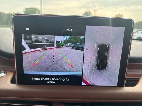 Used 2024 Lincoln Aviator Reserve w/ Equipment Group 201A image 15