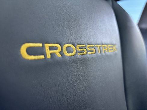 Used 2022 Subaru Crosstrek 2.5i Sport w/ Moonroof Package image 14