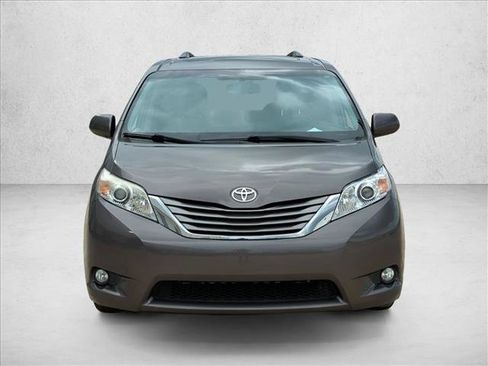 Used 2015 Toyota Sienna XLE w/ XLE Navigation Package AWD/4WD image 2