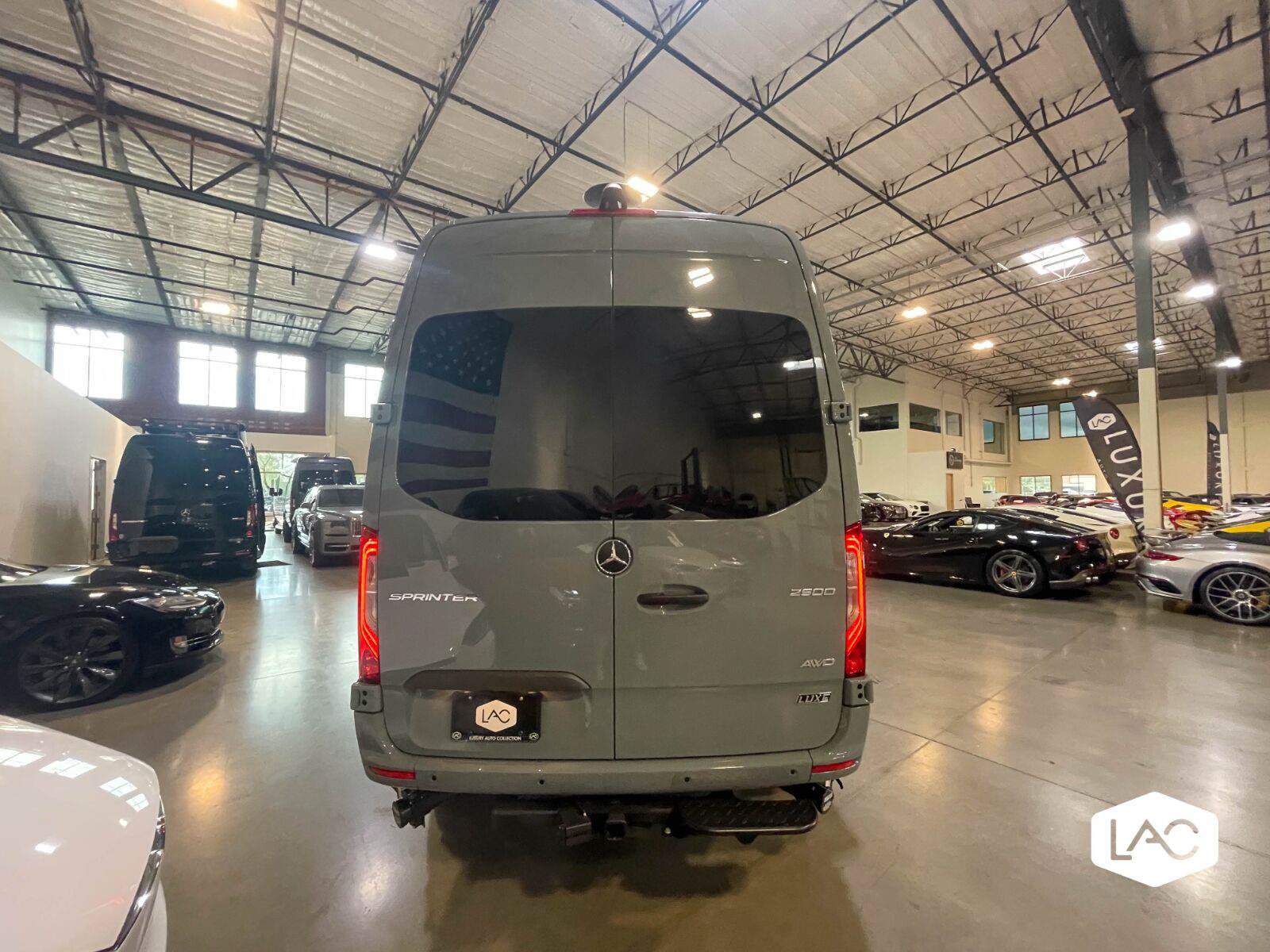 Used 2023 Mercedes-Benz Sprinter 2500 image 35
