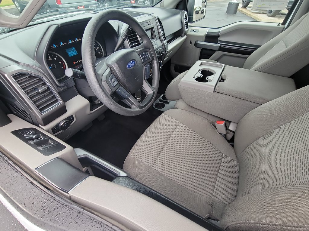 Used 2017 Ford F150 XLT RWD image 10