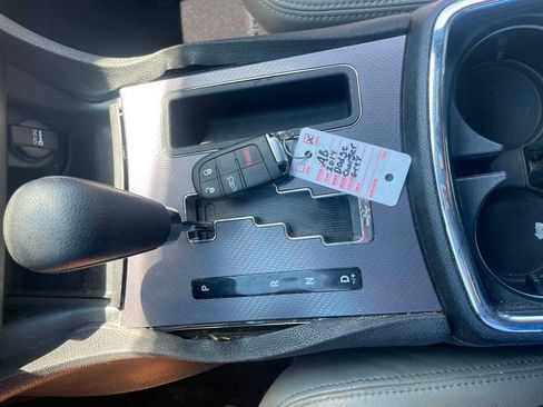 Used 2014 Dodge Charger SE RWD image 20