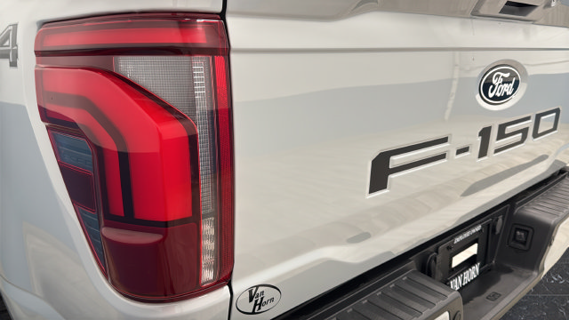 Used 2024 Ford F150 Lariat AWD/4WD image 43