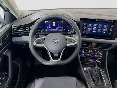 New 2026 Volkswagen Jetta SE image 23