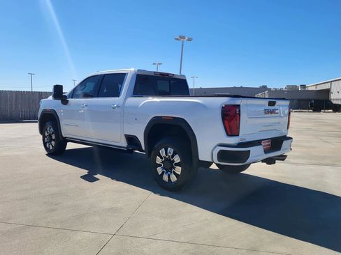 Used 2025 GMC Sierra 2500 Denali w/ Denali Reserve Package image 3