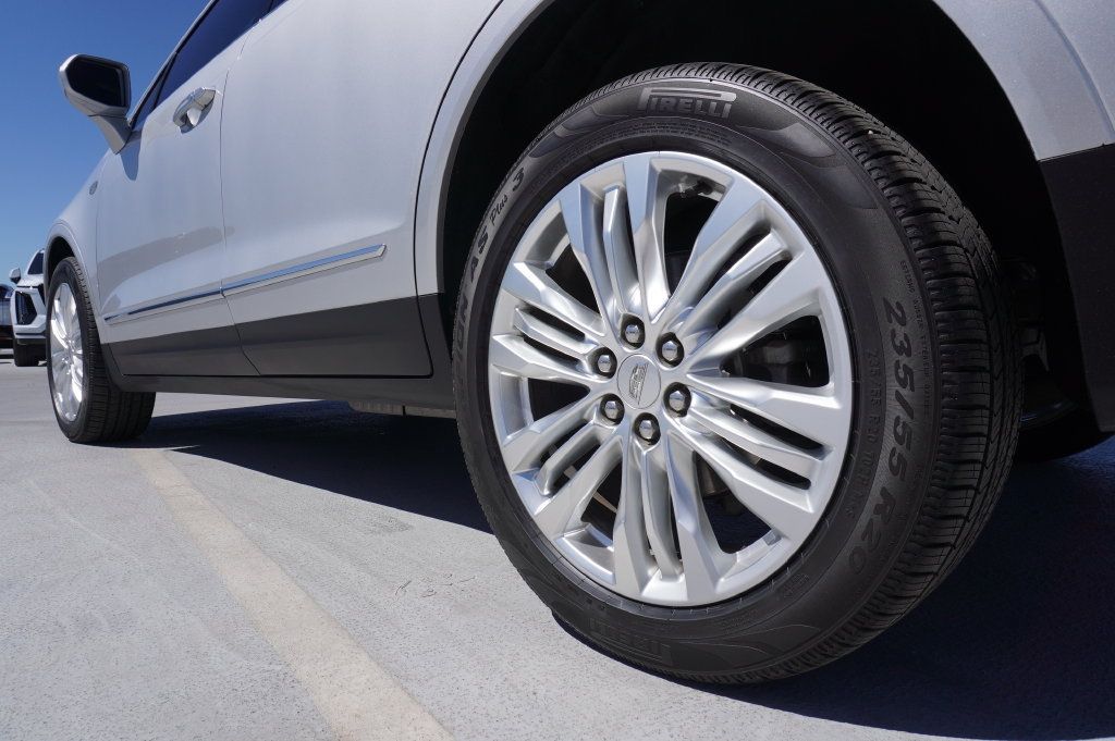 Used 2019 Cadillac XT5 Premium Luxury AWD/4WD image 9