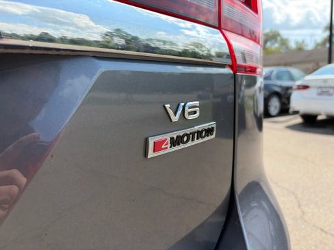 Used 2019 Volkswagen Atlas SEL AWD/4WD image 18