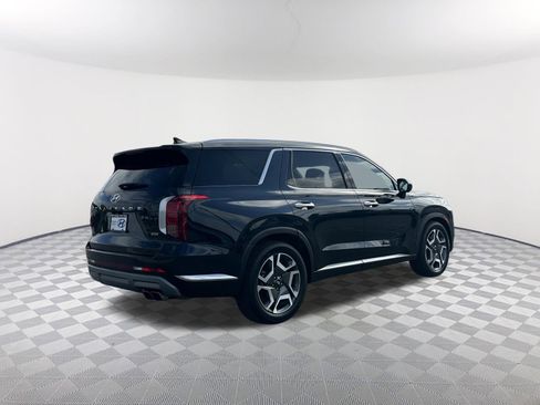 Used 2023 Hyundai Palisade Limited FWD image 7