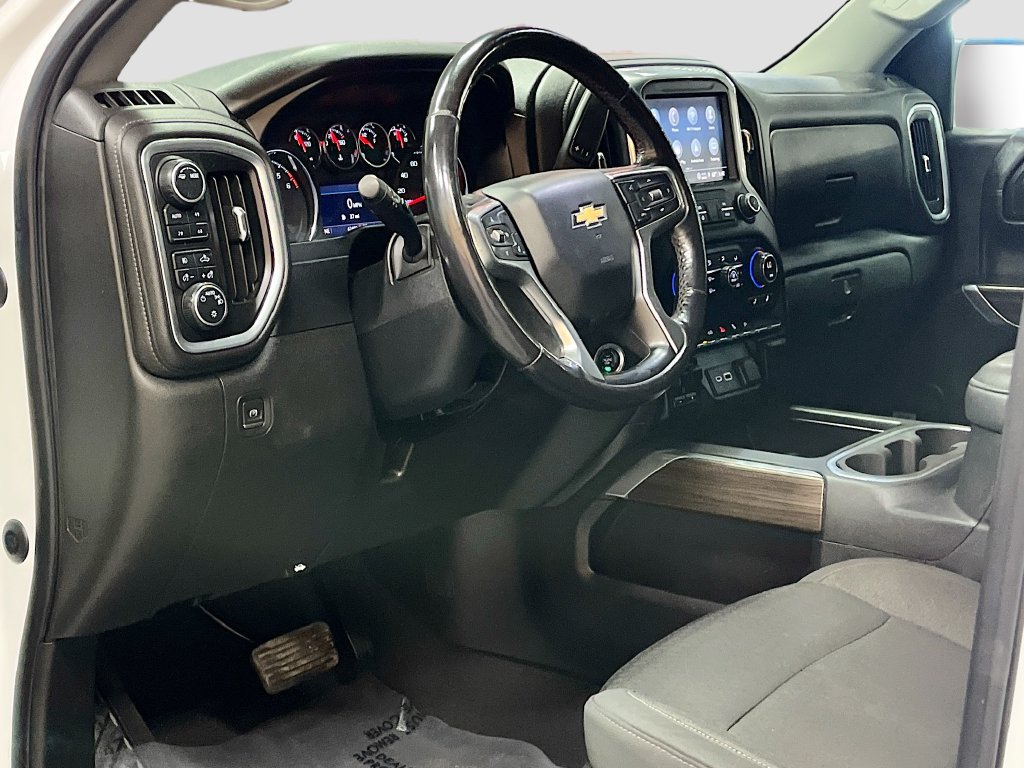 Used 2021 Chevrolet Silverado 1500 LT Trail Boss w/ Convenience Package II AWD/4WD image 9