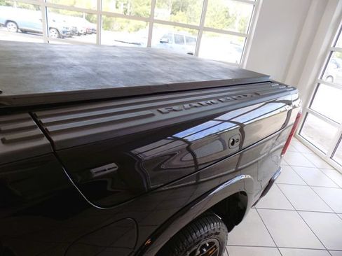 Used 2025 RAM 1500 Limited AWD/4WD image 11