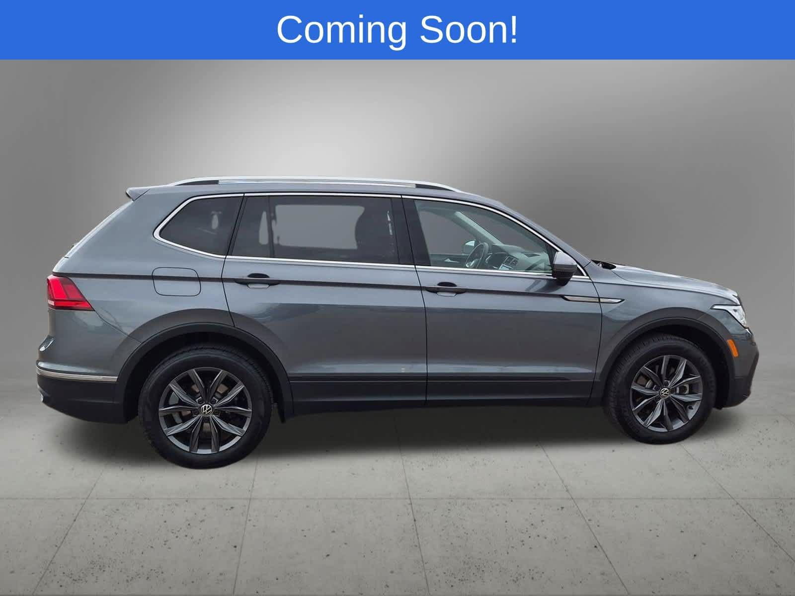 Used 2024 Volkswagen Tiguan SE AWD/4WD image 7
