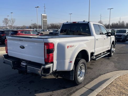 Used 2024 Ford F350 Lariat image 7