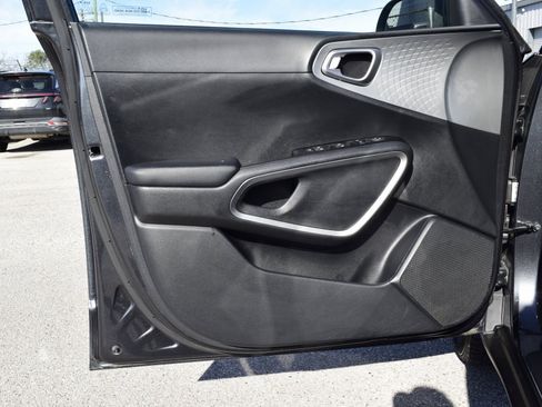 Used 2024 Kia Soul LX w/ Option Group 015 image 19