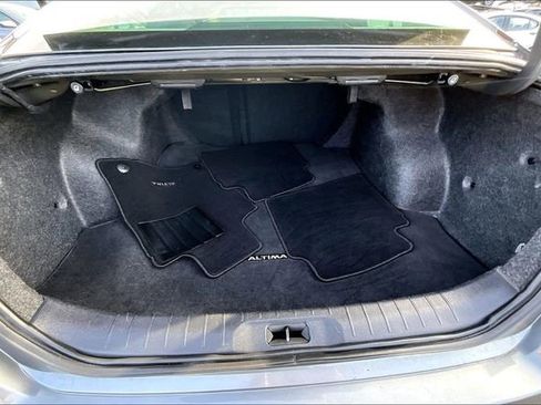 Used 2024 Nissan Altima 2.5 SV image 21