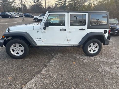 Used 2017 Jeep Wrangler Unlimited Sport w/ Quick Order Package 24S image 12