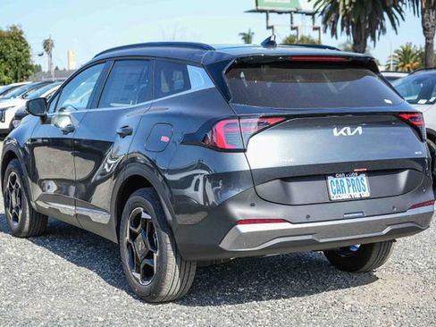 New 2026 Kia Sportage EX AWD/4WD image 9
