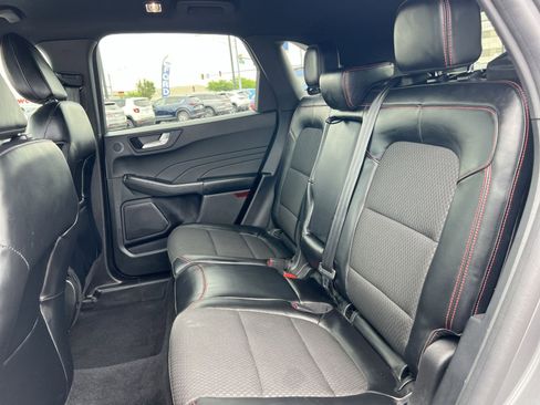 Used 2023 Ford Escape ST-Line Select w/ Tech Pack #2 AWD/4WD image 32