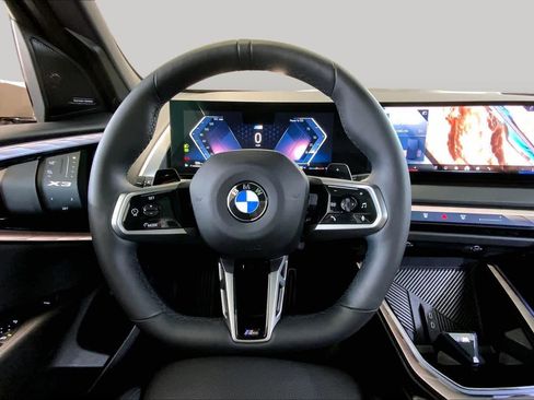 Used 2025 BMW X3 xDrive30i w/ M Sport Package AWD/4WD image 5