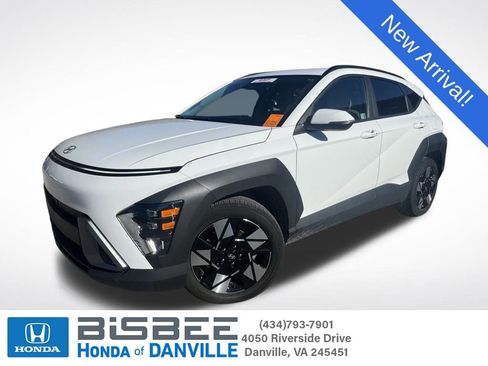 Used 2025 Hyundai Kona SEL image 1