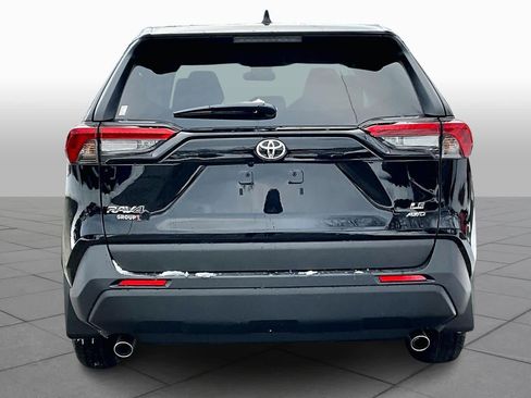 New 2025 Toyota RAV4 LE image 4