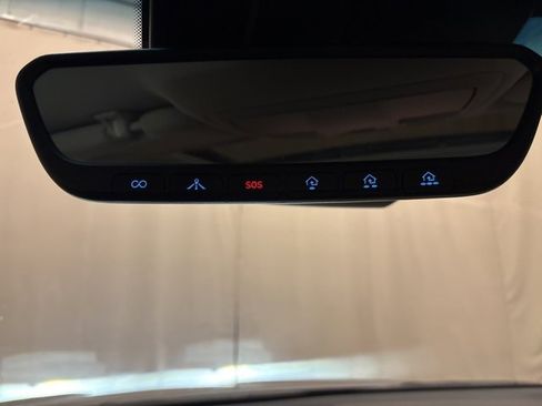 Used 2020 Genesis G70 2.0T w/ Elite Package image 22