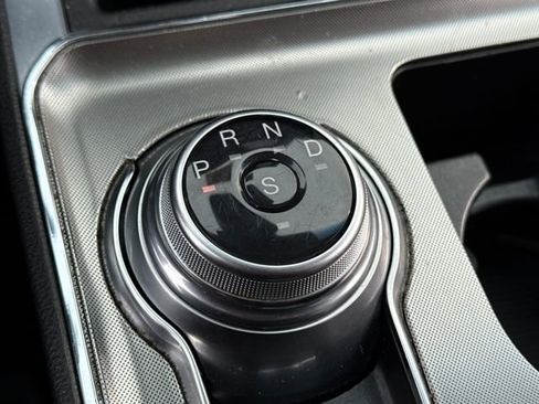 Used 2022 Ford Edge Titanium image 33