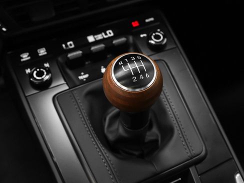 Certified 2026 Porsche 911 Carrera T RWD image 56