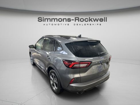 Used 2023 Ford Escape ST-Line w/ Tech Pack #1 image 7