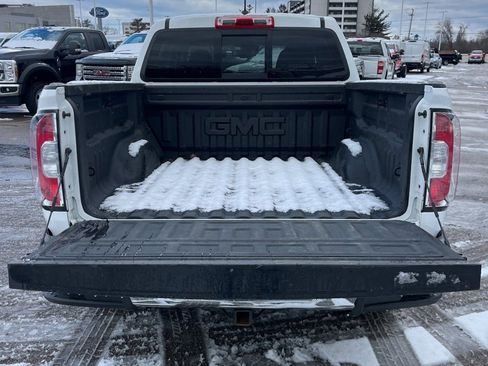 Used 2018 GMC Canyon SLE w/ SLE Convenience Package image 12