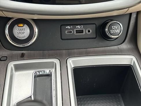 Used 2020 Nissan Murano Platinum FWD image 29