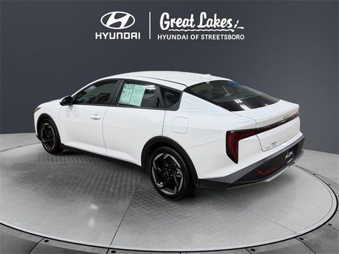 Used 2025 Kia K4 EX image 3