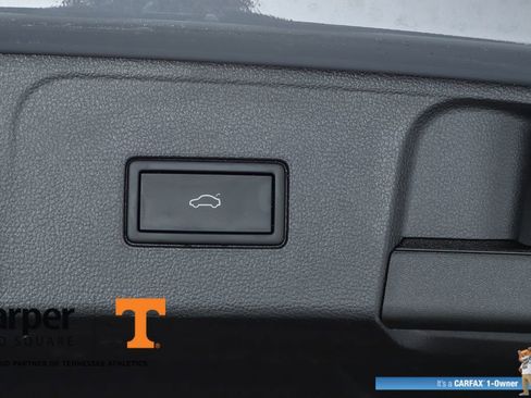 Used 2025 Volkswagen Atlas SEL image 70