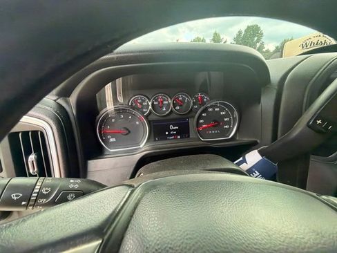 Used 2022 Chevrolet Silverado 2500 LT w/ Convenience Package AWD/4WD image 19