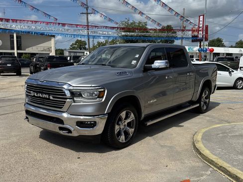 Used 2021 RAM 1500 Laramie RWD image 3