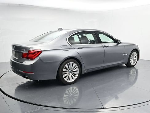 Used 2015 BMW 740i RWD image 8