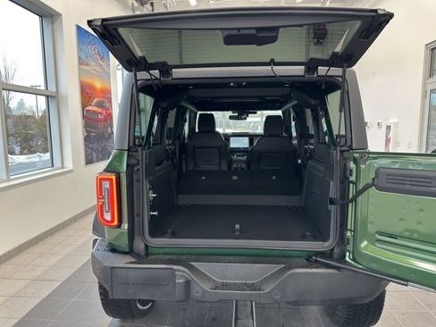 New 2025 Ford Bronco Outer Banks w/ Sasquatch Package image 48