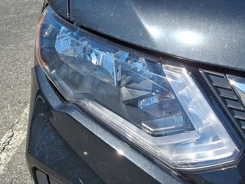 Used 2020 Nissan Rogue AWD image 4