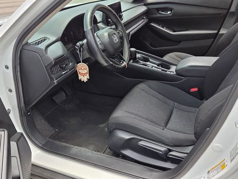 Used 2024 Honda Accord LX image 9