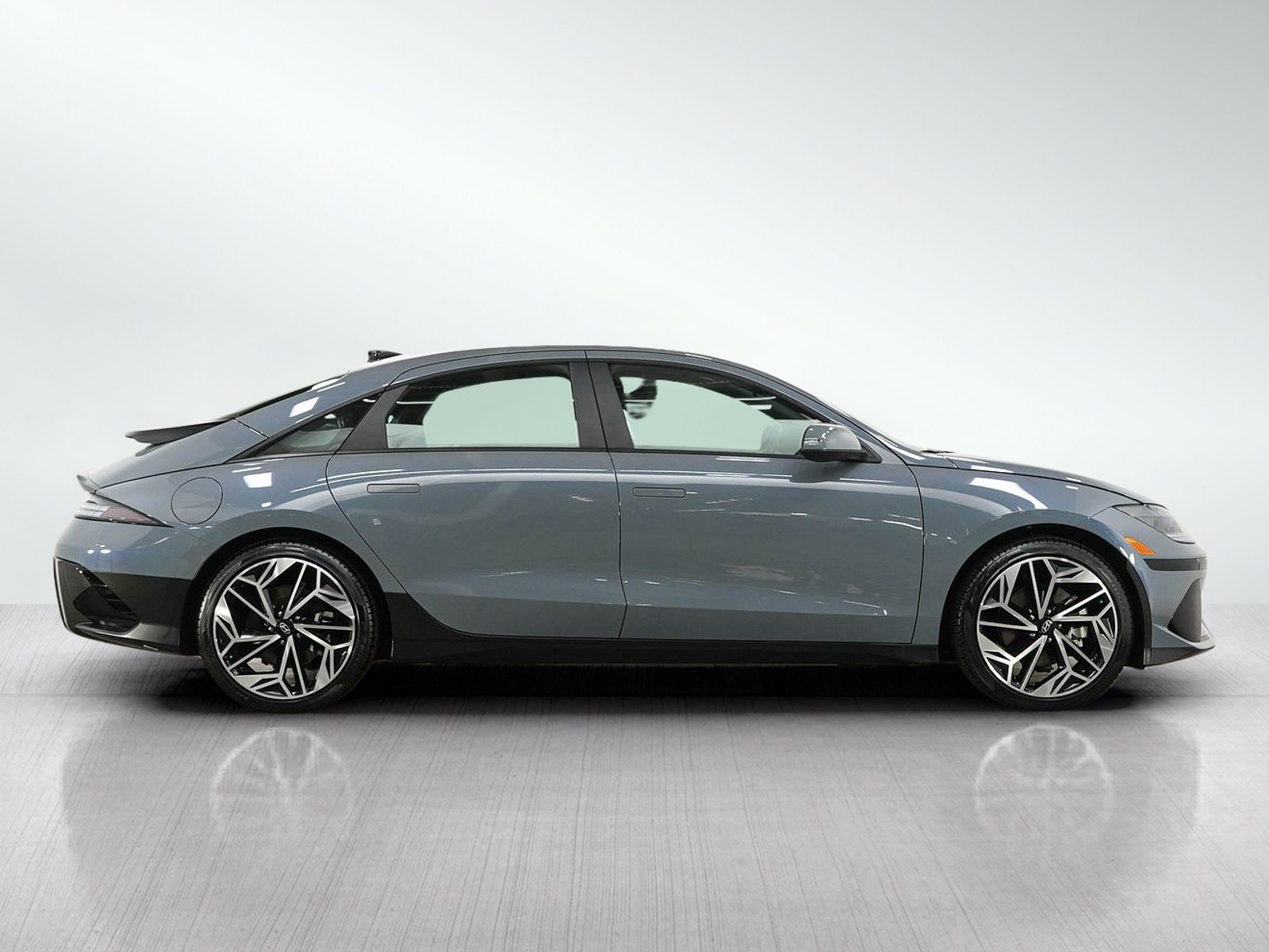 Certified 2024 Hyundai Ioniq 6 SEL AWD/4WD image 6