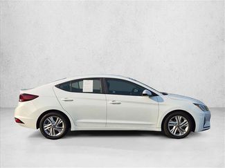 Used 2020 Hyundai Elantra SEL w/ Cargo Package (C1) FWD video 4
